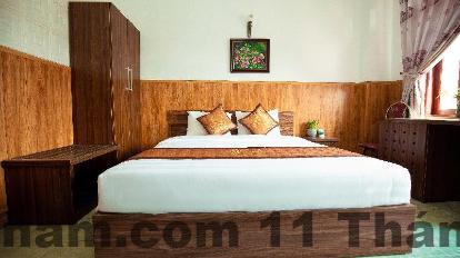 Không gian phòng nghỉ Khách Sạn Hương Sen Yên Châu với nội thất cơ bản