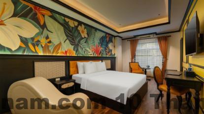 Bữa sáng đa dạng và ngon miệng, phục vụ khách tận tình.