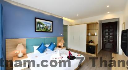 Lễ tân Amorita Boutique Hotel thân thiện và hỗ trợ khách nhiệt tình