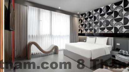 Phòng nghỉ tại J Village Hotel