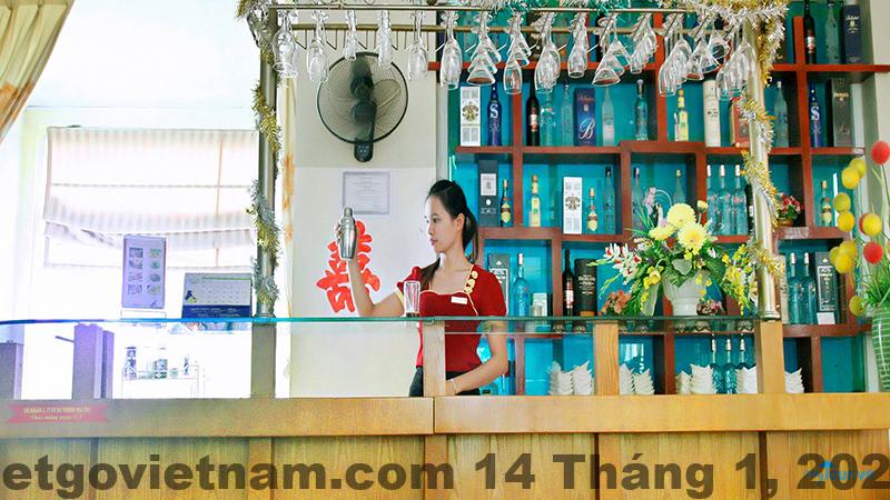 Khu vực nhà hàng phục vụ ăn sáng tại Khách sạn Hà Nội – Sơn La