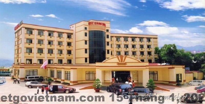 Khu vực ăn uống xung quanh Khách sạn Hương Sơn Bắc Giang