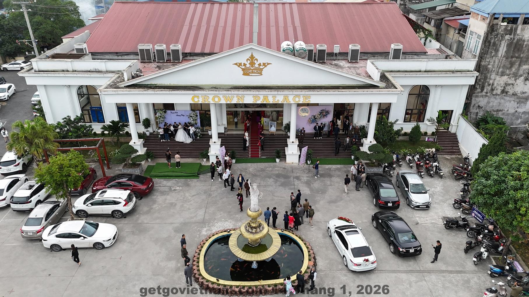 Đánh giá Khách sạn Crown Thái Nguyên 2026: Có nên ở không? 2 Toàn cảnh Khách sạn Crown Thái Nguyên nhìn từ trên cao