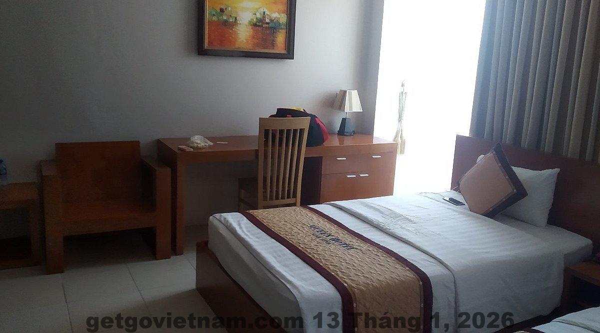 Giá phòng tại The Queen Hotel Ninh Binh