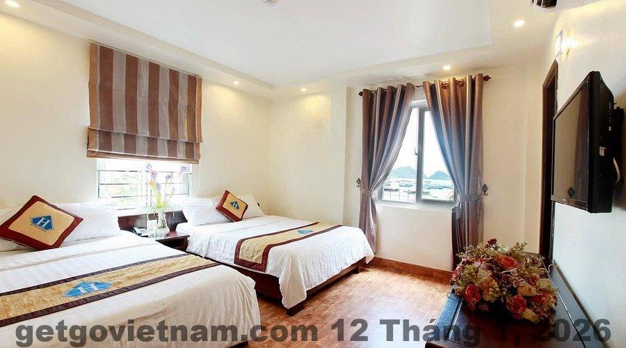 Phòng đôi Hoàng Gia Hotel Việt Trì với nội thất cơ bản