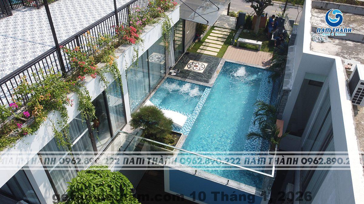Hồ bơi riêng tại villa Flamingo Đại Lải phù hợp gia đình và nhóm bạn