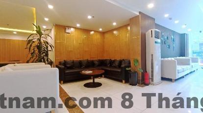 Phòng ngủ Hotel Villa Ju với giường đôi và nội thất cơ bản