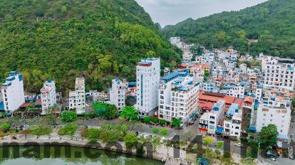 Phòng nghỉ tiêu chuẩn tại Làng Chài Hotel Cát Bà