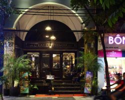 entrance-view-of-hotel
