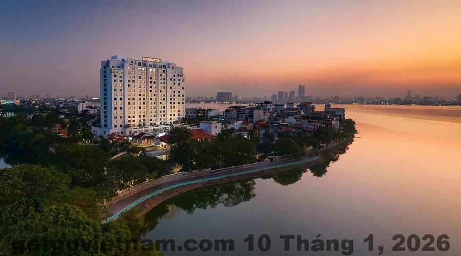 Ngoại thất Sheraton Hanoi Hotel nhìn từ đường vào