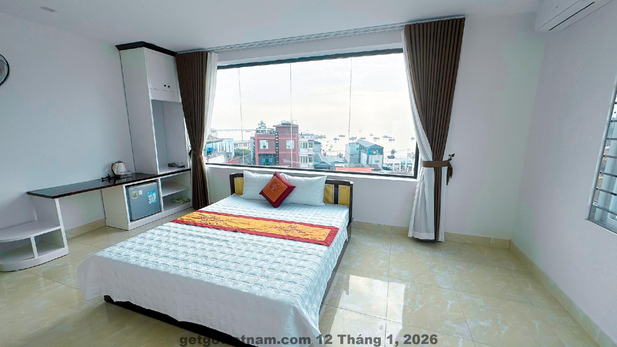 Phòng gia đình tại khách sạn Xuân Phương Cô Tô