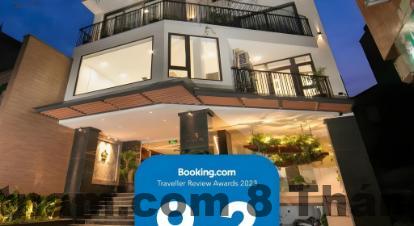 Phòng ngủ tại The Bloom Hanoi với thiết kế tối giản và ánh sáng tự nhiên