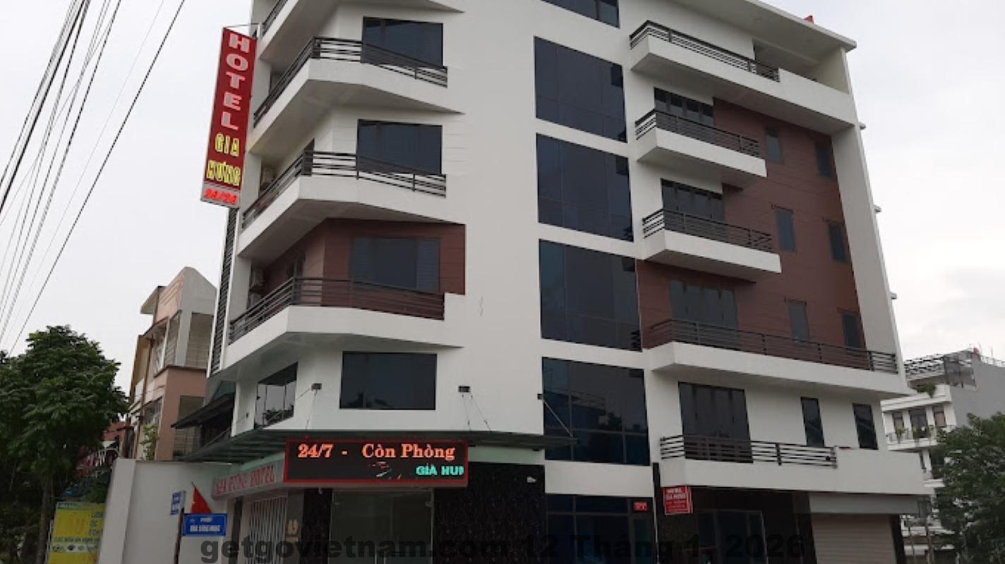 Mặt tiền khách sạn Gia Hưng Vĩnh Yên trên đường Phan Chu Trinh