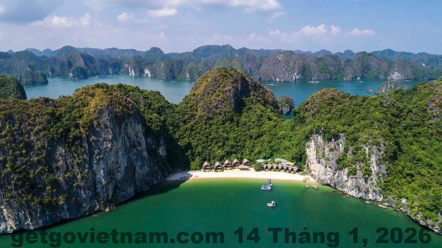 Sảnh lễ tân Khách sạn Hải Anh Đồ Sơn nơi được đánh giá cao về thái độ phục vụ