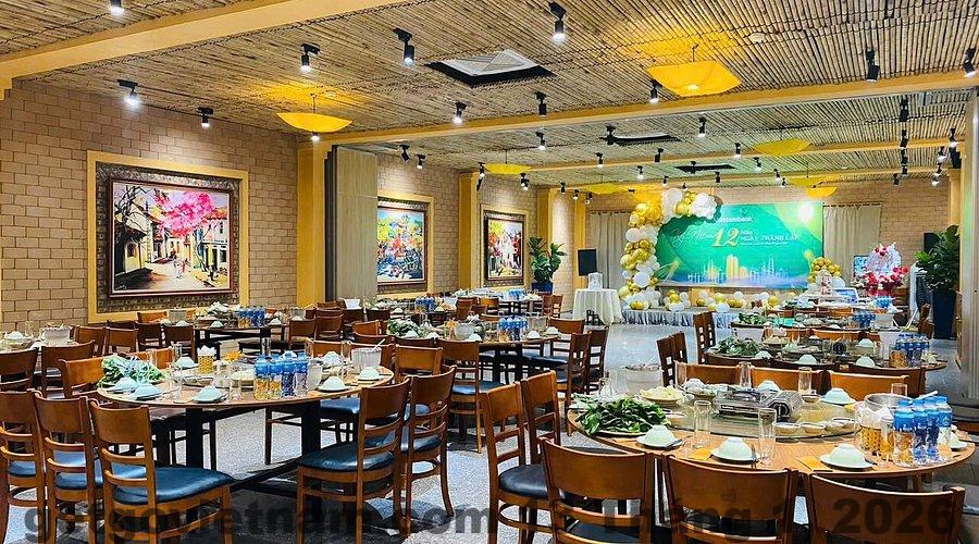 Bữa sáng tại Thiên Trường Hotel