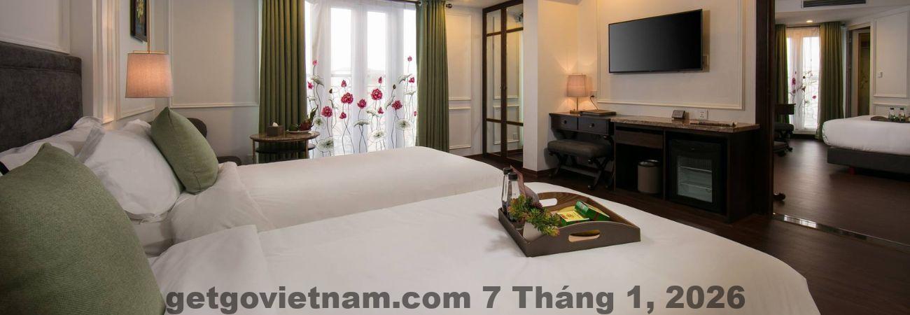 Khu vực phố cổ gần Hanoi Allure Hotel