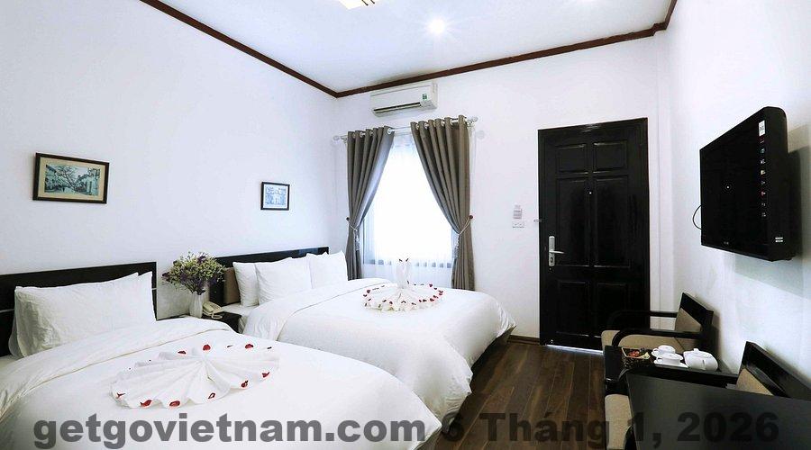 Khu vực phố cổ gần Hanoi Triumphal Hotel