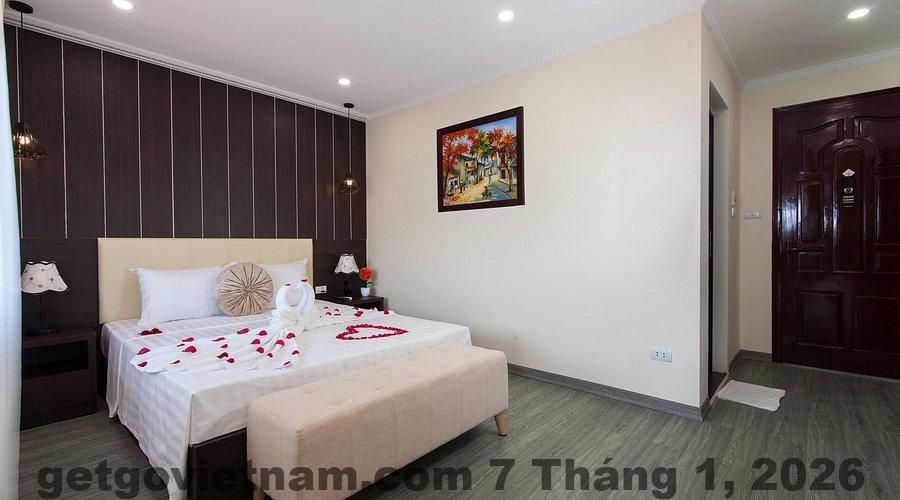 Hanoi Elpis Hotel & Spa Review 2026: Có nên ở không? 8 Khu vực lobby Hanoi Elpis Hotel & Spa gọn gàng, sáng sủa