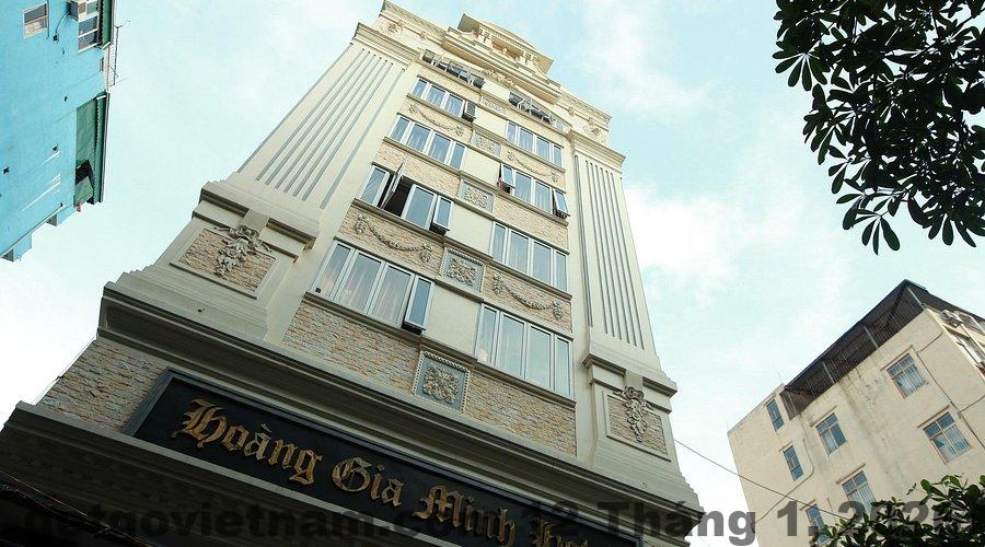 Khu vực lễ tân Hoàng Gia mini hotel 3 với phong cách đơn giản
