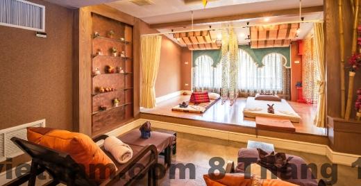 Vị trí Viet Home Stay với khung cảnh xung quanh bình yên, gần các điểm tham quan.