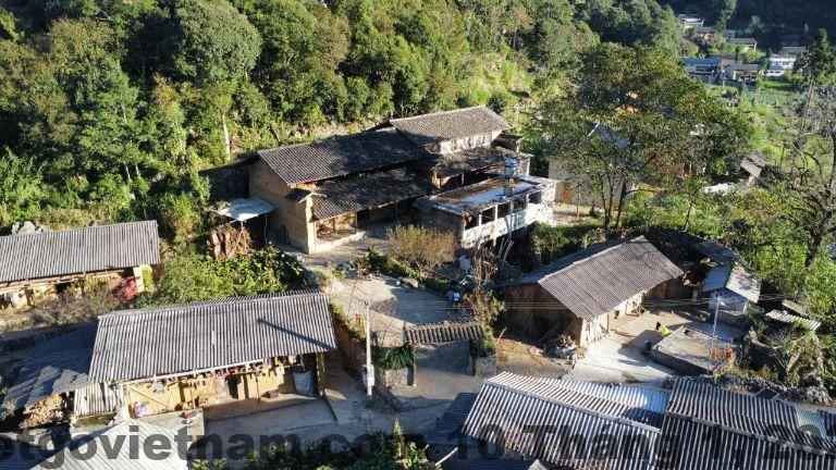 Giá phòng hợp lý và chất lượng dịch vụ tốt, mang đến sự trải nghiệm tuyệt vời cho du khách tại Nhà Pao Homestay.