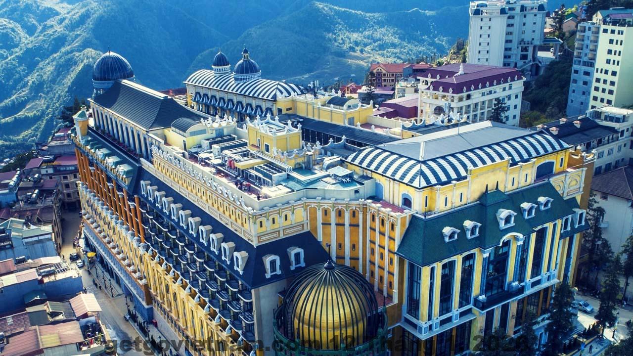 Hotel De La Coupole MGallery Sapa nổi bật với kiến trúc Pháp sang trọng giữa trung tâm thị trấn