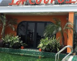 Đánh giá Hotel du Monde Long Biên 2026: Có đáng ở không? hotel-du-monde-art-1