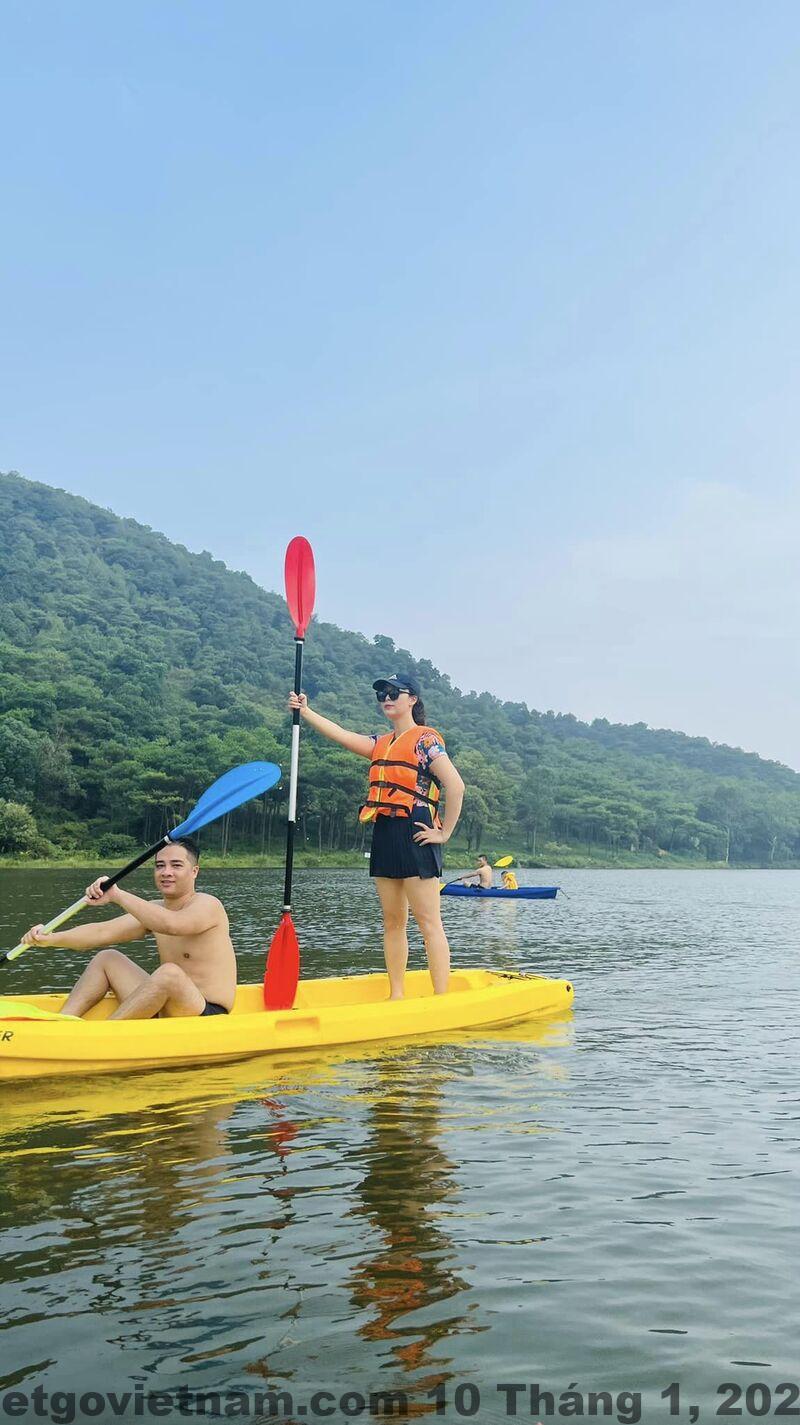 Toàn cảnh Huong Lan Villa Sóc Sơn với không gian xanh và khuôn viên rộng rãi