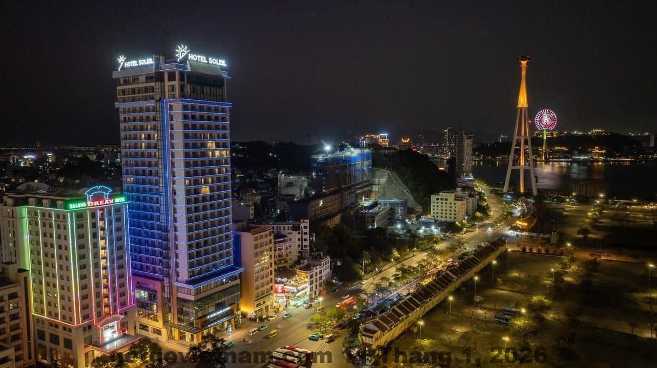 Quán ăn địa phương gần khu Hà Tu Hạ Long