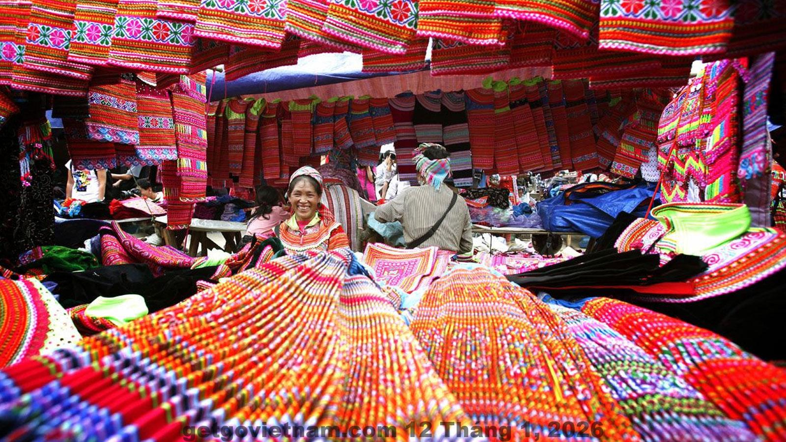 Khung cảnh Bắc Hà buổi sáng sớm, thời điểm lý tưởng để lưu trú và khám phá chợ phiên