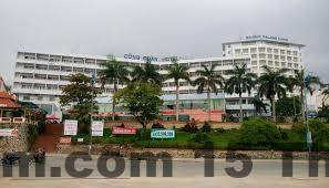 Khách sạn Công Đoàn Việt Nam với kiến trúc hiện đại, nhìn từ ngoài