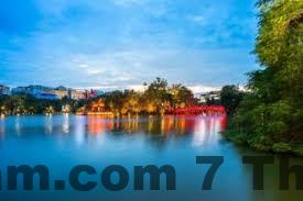 So sánh phân khúc giá homestay và khách sạn tại Phố Cổ Hà Nội