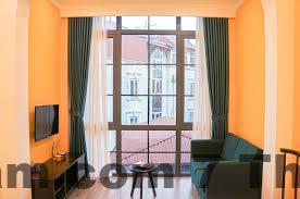 Khách sạn Wecozy Nội Miếu Hà Nội – Review 2026: Có nên ở không? 4 Ngõ Nội Miếu Phố Cổ Hà Nội – lối vào Wecozy Nội Miếu