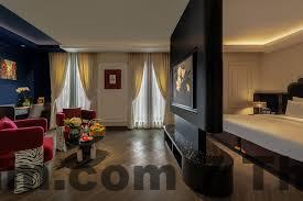 Phố Hàng Bông Hà Nội về đêm – khu vực trung tâm nơi Champton Hanoi Hotel tọa lạc