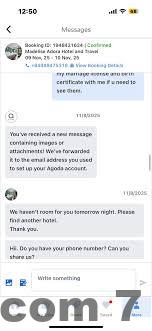 Nhân viên lễ tân thân thiện tại Madelise Adora Hotel & Travel