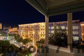 Phòng nghỉ M Village Hotel Long Biên phong cách tối giản