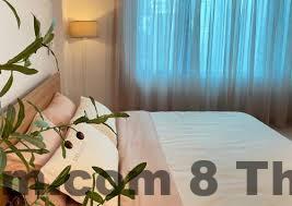 Không gian phòng ngủ HaYe Home & Apartment với nội thất tối giản, ánh sáng tự nhiên