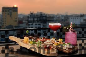 Khu vực tiện ích và không gian sinh hoạt chung tại London Hanoi Hotel