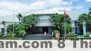 Khu vực ngõ Trần Duy Hưng nơi RedDoorz Newstyle Apartment tọa lạc, giao thông đông đúc