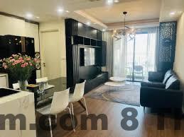 Busan Hotel - Apartment nằm trên trục đường Trần Duy Hưng, dễ bắt taxi và xe công nghệ