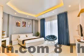 Không gian phòng ngủ tại khách sạn, rộng rãi và thoải mái