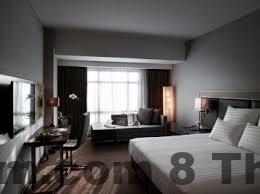 Không gian ăn uống đơn giản phục vụ nhu cầu cơ bản