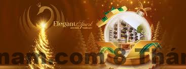 Hồ bơi ngoài trời tại khách sạn là một điểm nhấn đáng chú ý.