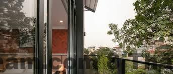 Nhân viên Diamond King Hotel thân thiện và nhiệt tình phục vụ khách hàng