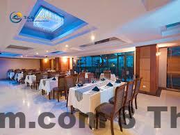 Khách sạn phục vụ buffet sáng đa dạng nhưng còn thiếu sự đặc sắc ở một số món ăn.