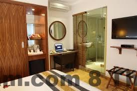 Nhân viên tại Hanoi Elite Hotel luôn nhiệt tình và sẵn sàng hỗ trợ khách hàng.