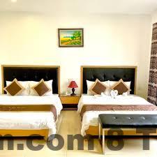 Khách sạn có hồ bơi nhỏ và khu gym đơn giản, nhưng không gian này không quá nổi bật.