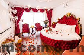 Giá cả tại Khách sạn Hoàng Gia nằm ở mức hợp lý với các khách sạn 3 sao ở Hà Nội.