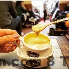 Phòng nghỉ tiêu chuẩn tại Homestay & Egg Coffee với mức giá bình dân khu Phố Cổ