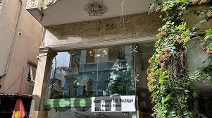 Khu phố cổ Hà Nội xung quanh Hanoi Center Silk Boutique Hotel & Travel, thuận tiện đi bộ tới Hồ Gươm